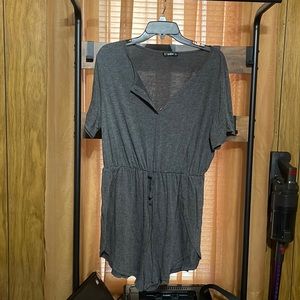 SHEIN 1XL Gray romper